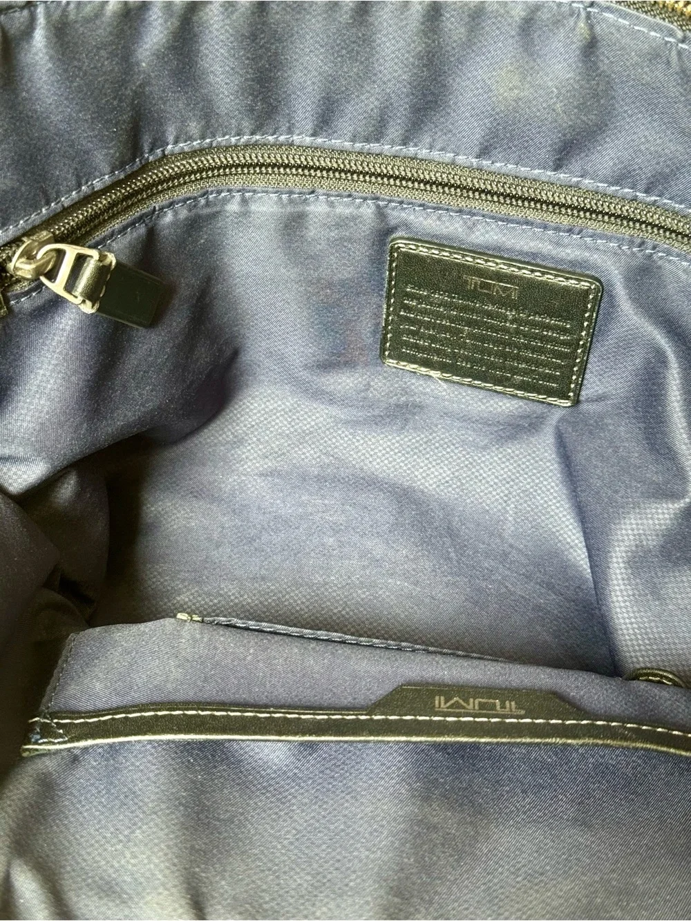 TUMI Black Pebbled Leather Briefcase Laptop Bag Business Messenger Carryall